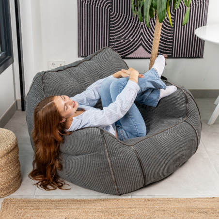 Pouf fauteuil en velours côtelé